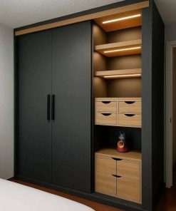 ROPERO NOIR